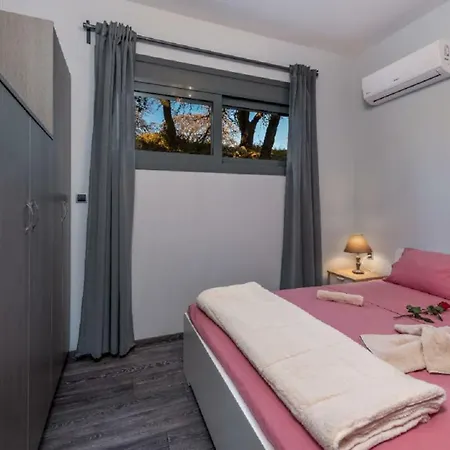 Asteria & Iliada Sea View Lägenhet Asgourou